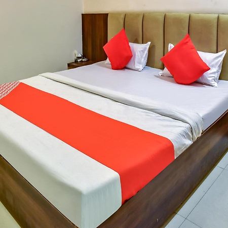 Oyo 78471 Hotel Platinum Bilāspur 外观 照片